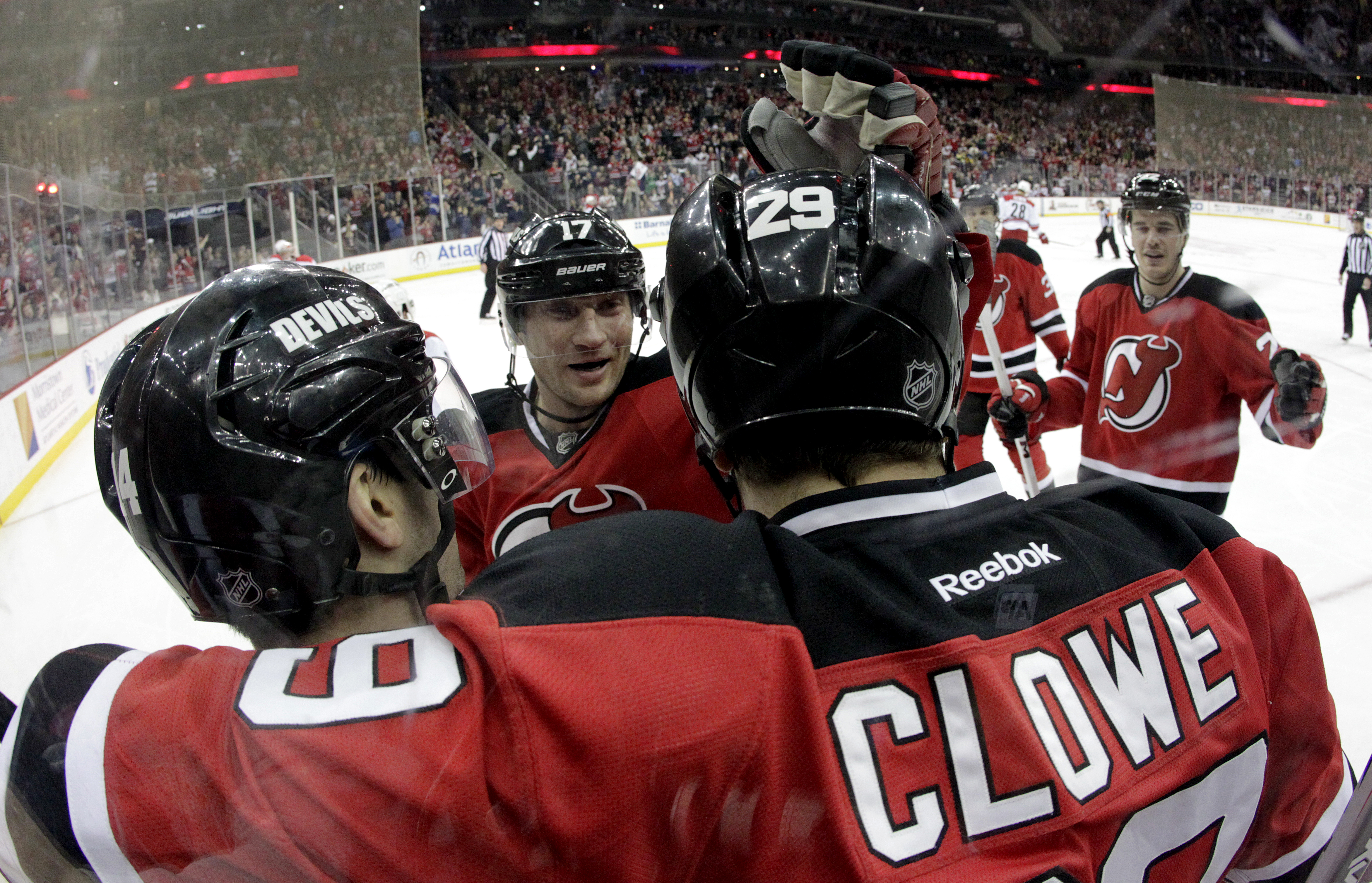 Devils Henrique on hot streak, 9 goals in 6 games