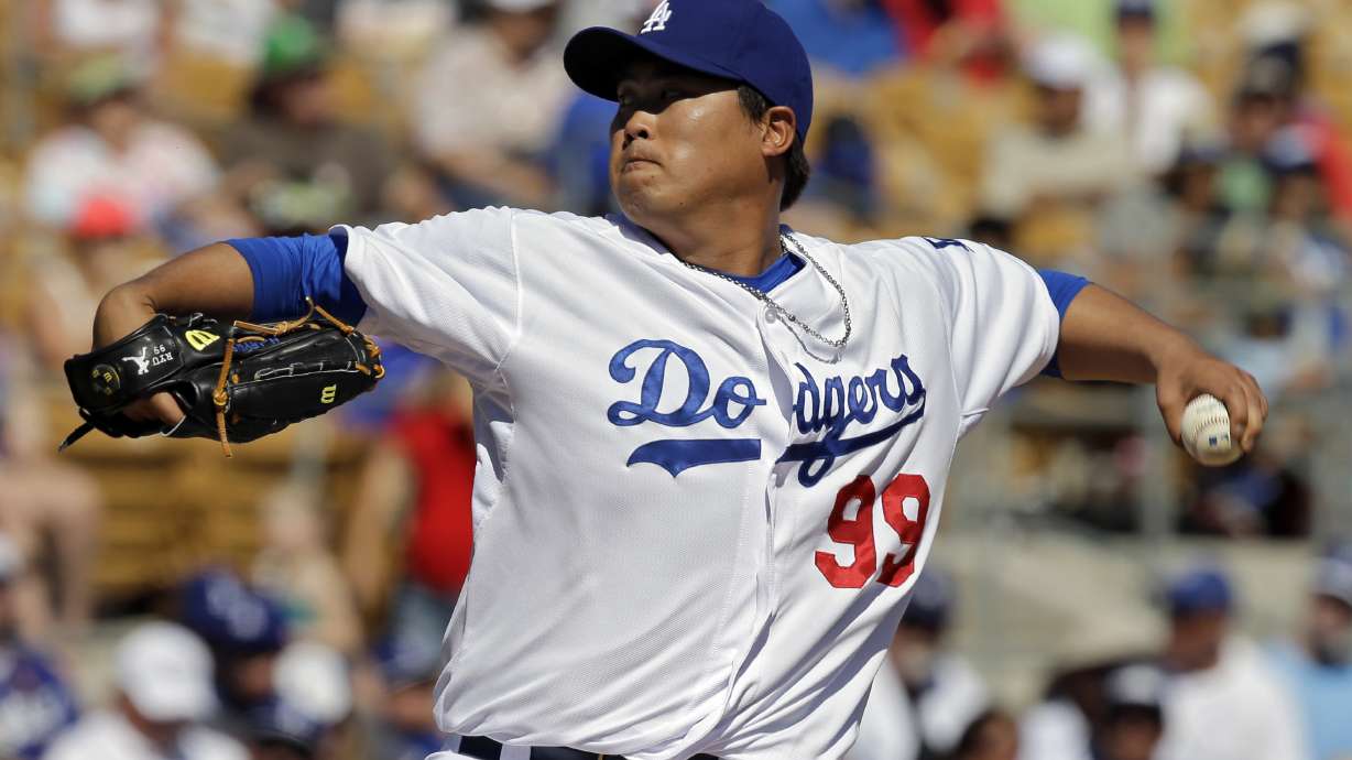 Ethier, Uribe HR in 1st vs Parker, Dodgers tie A's