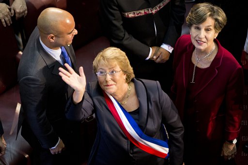 Bachelet asume como presidenta de Chile