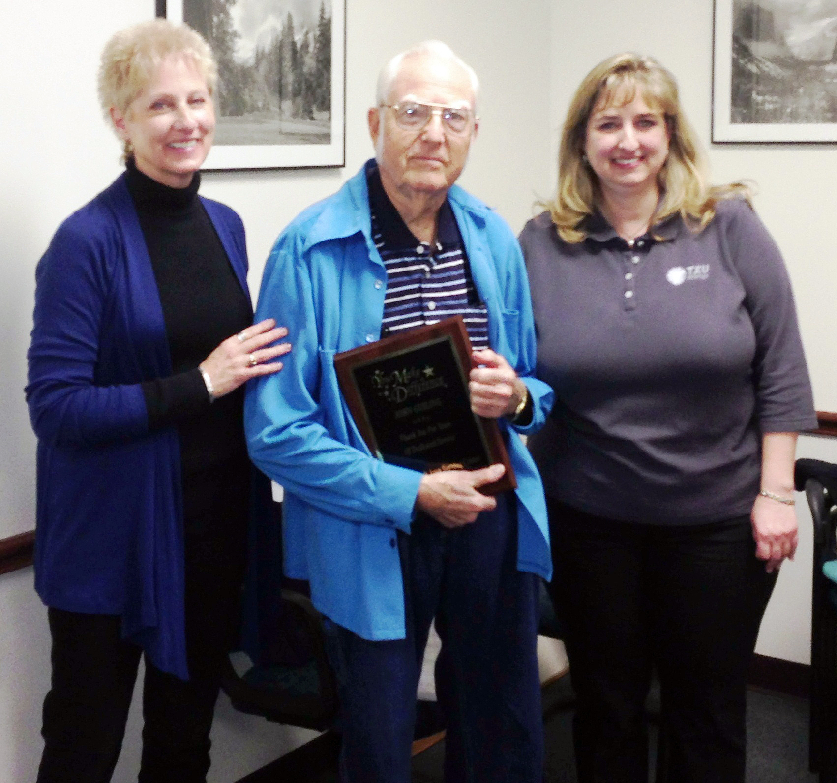 Round Rock Area Serving Center, TXU Energy Honor Former RRASC Board Treasurer