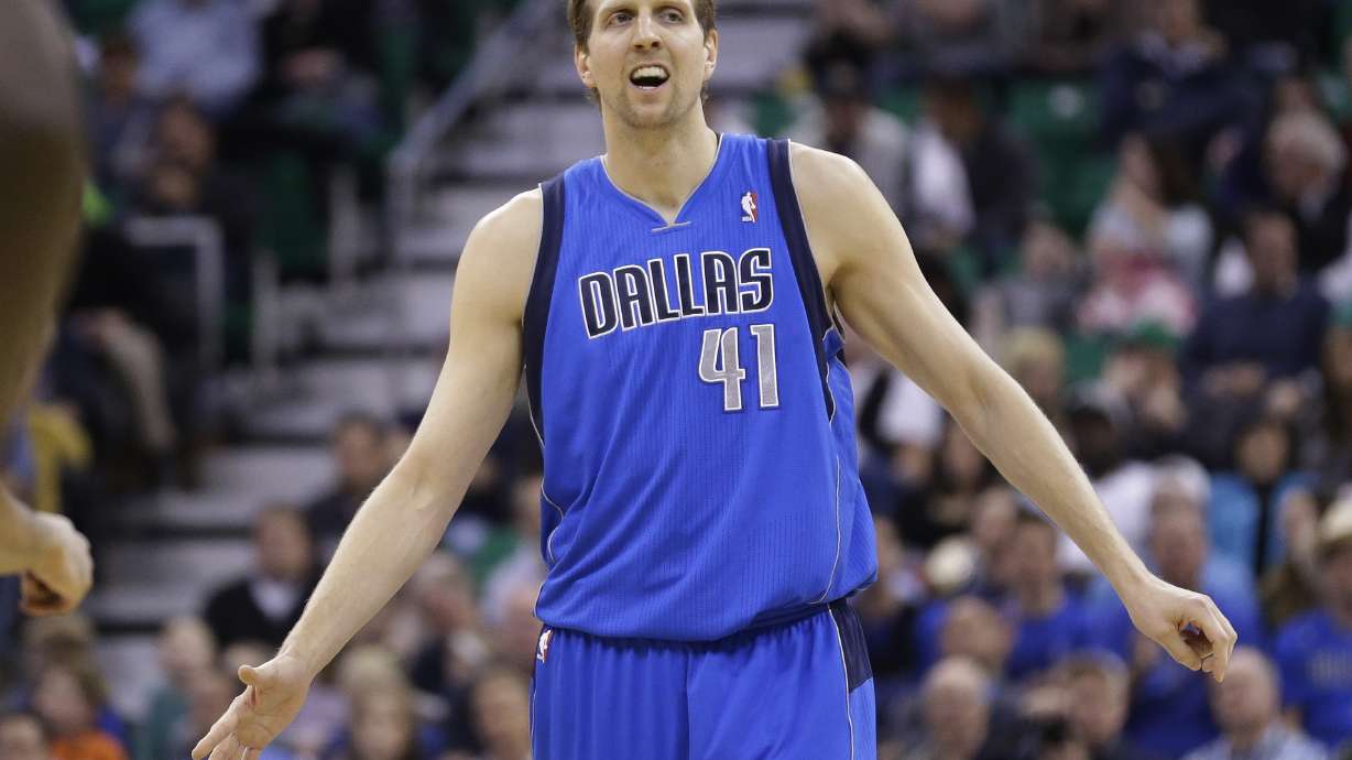 Nowitzki leads Mavericks past Jazz 108-101