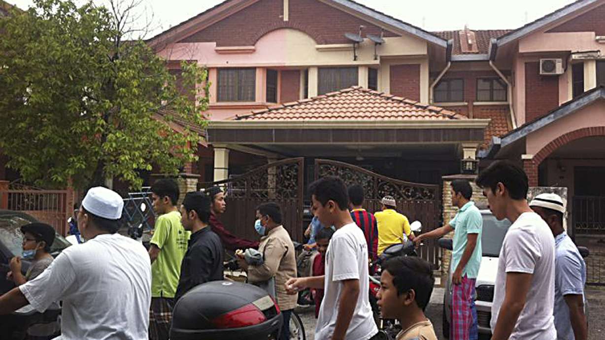 Missing jet pilots had firm community, family ties