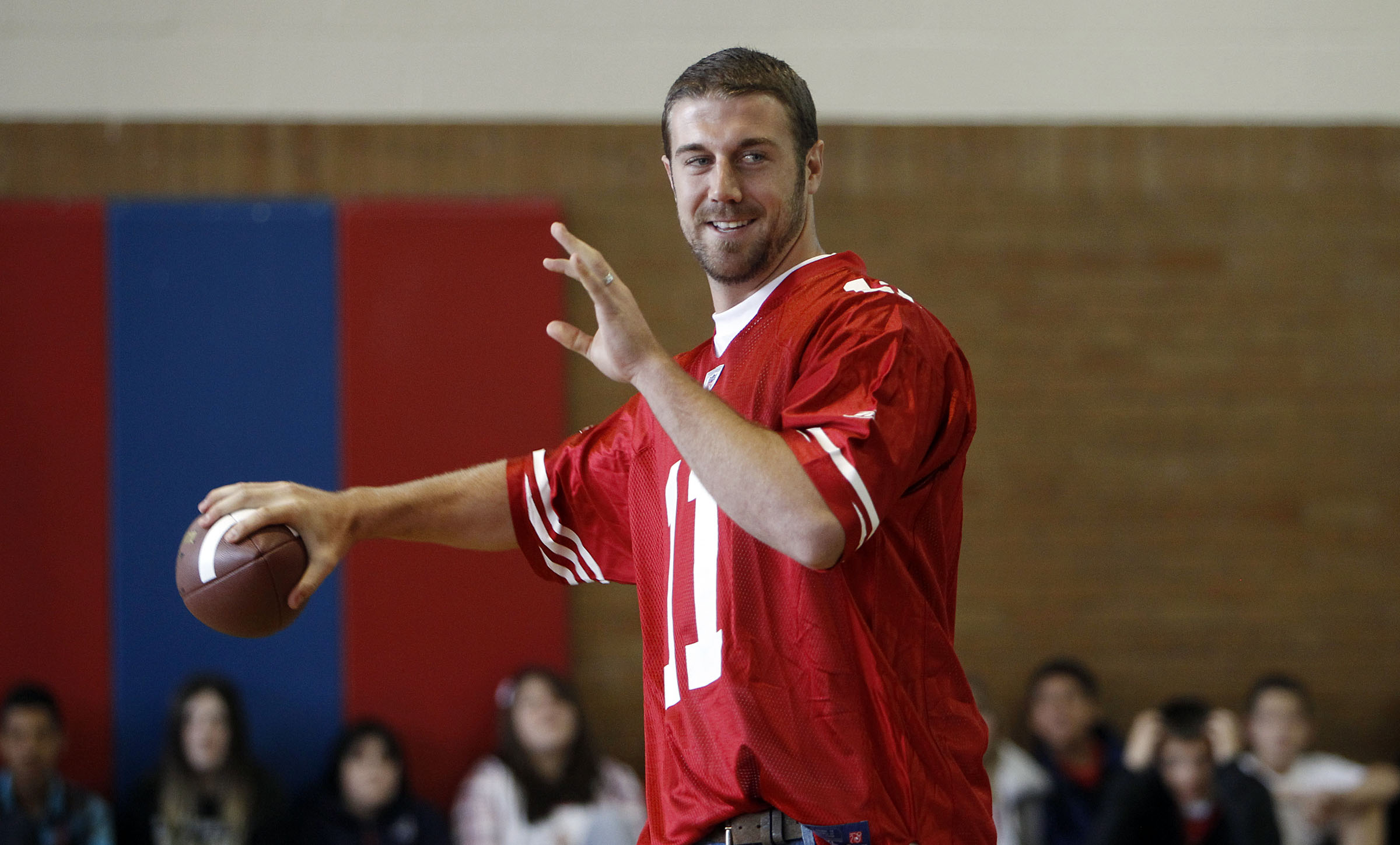 Former U. quarterback, 3 others to receive honorary doctorates