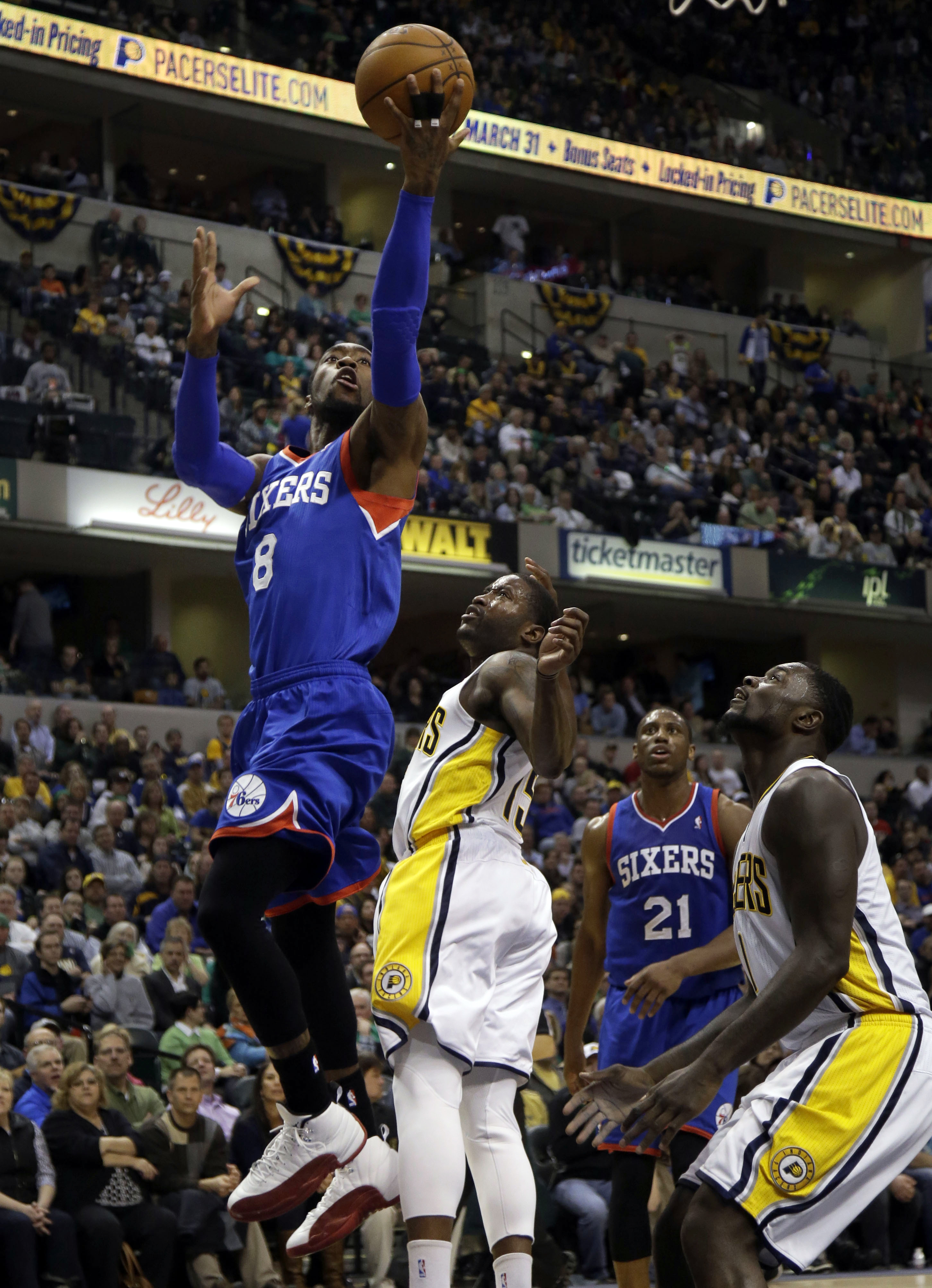 Pacers hand 76ers 21st straight loss, 99-90