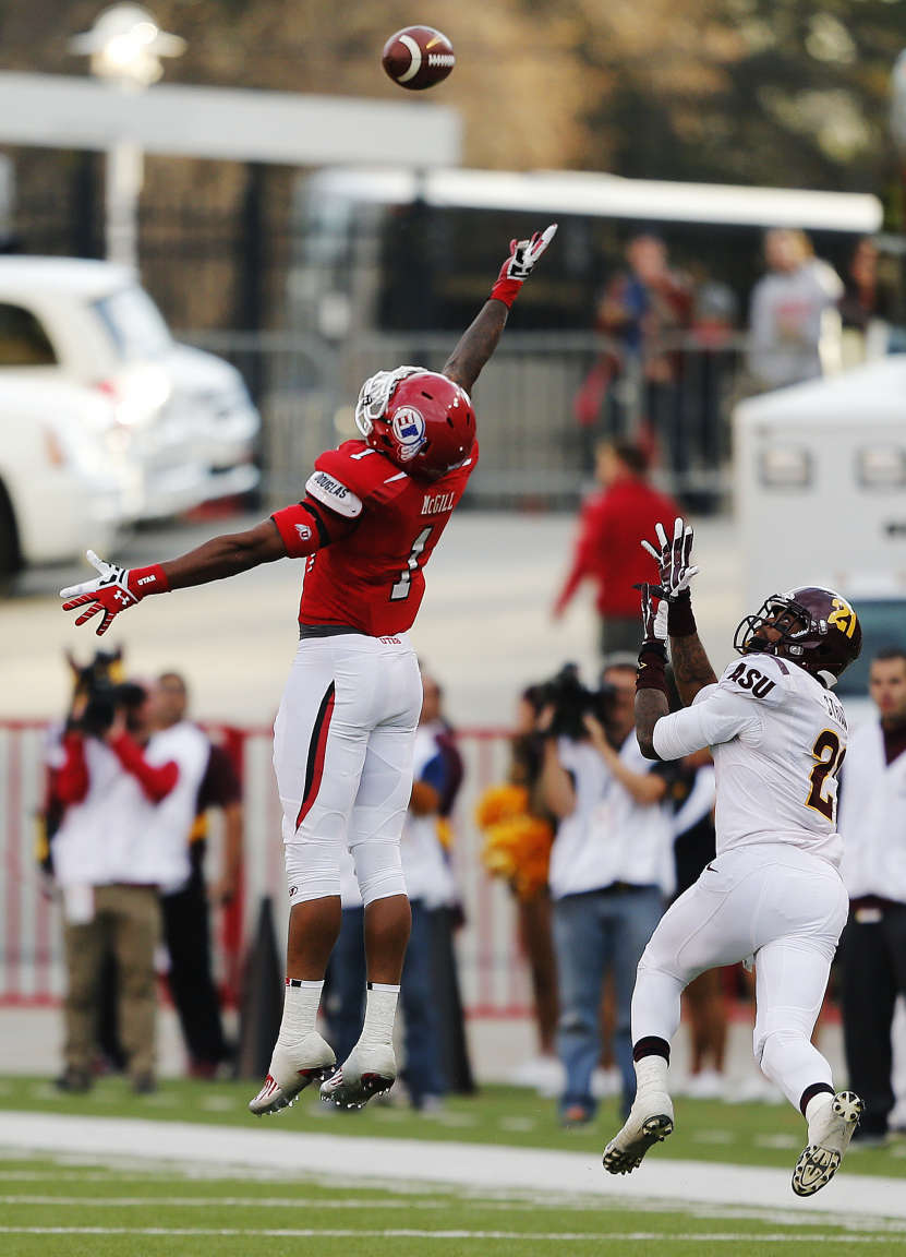 Utah Utes defensive back Keith McGill (1) defends Arizona State Sun 
Devils wide receiver Jaelen Strong (21) in Salt Lake City Saturday, Nov. 
9, 2013. Arizona State won 20-19. (Submission date: 11/09/2013)
