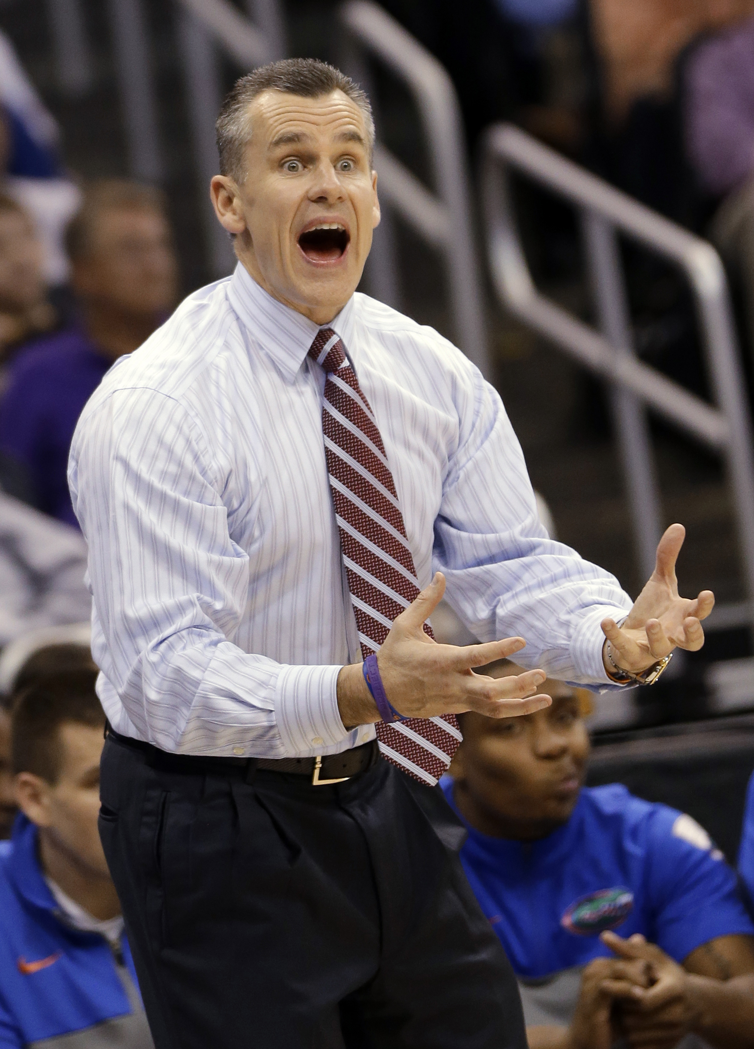 Top-seeded Florida pulls away, beats Albany 67-55