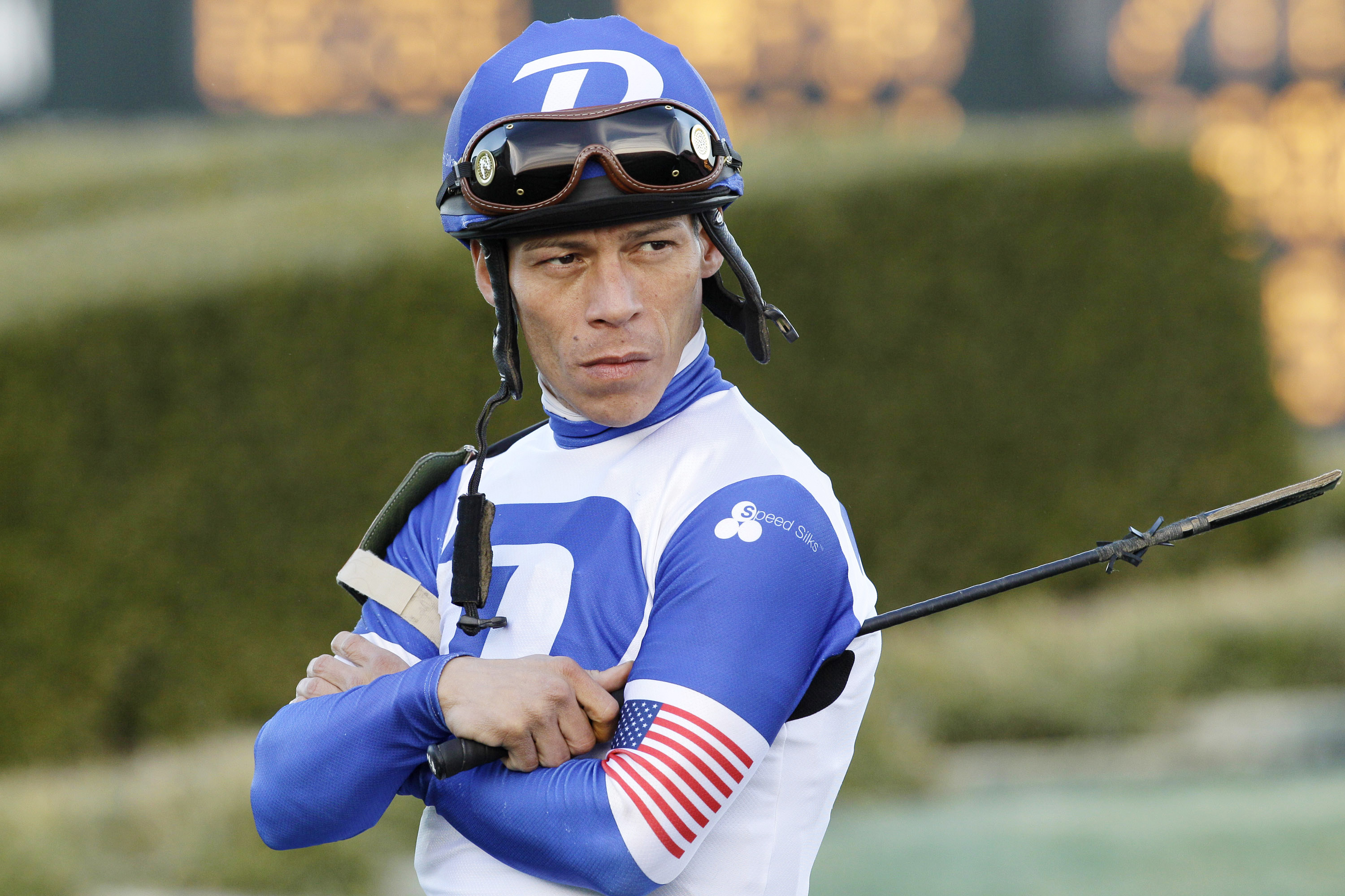 Arroyo Jr. overcomes past to return to racing