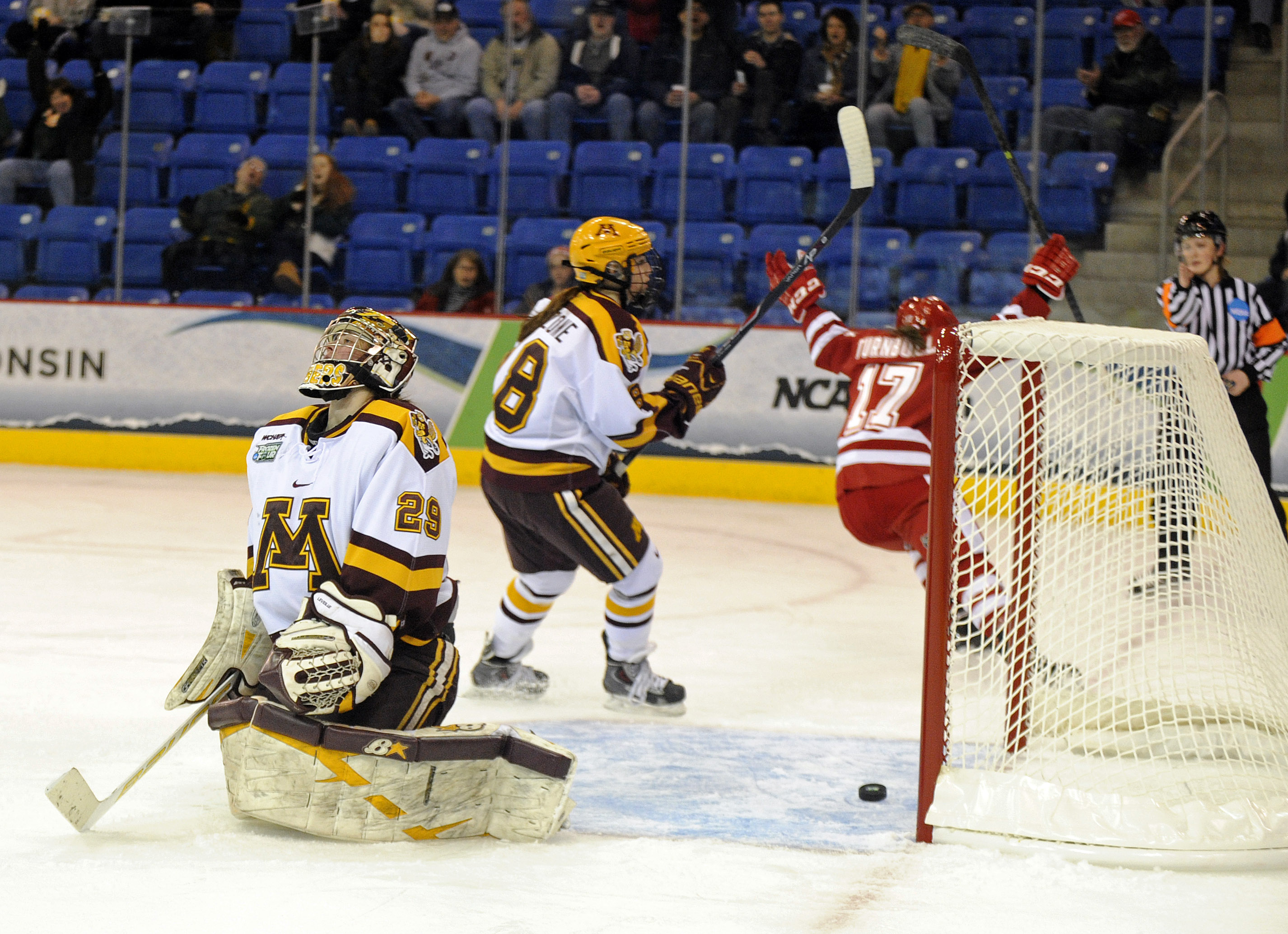 Minnesota women advance to NCAA title game again