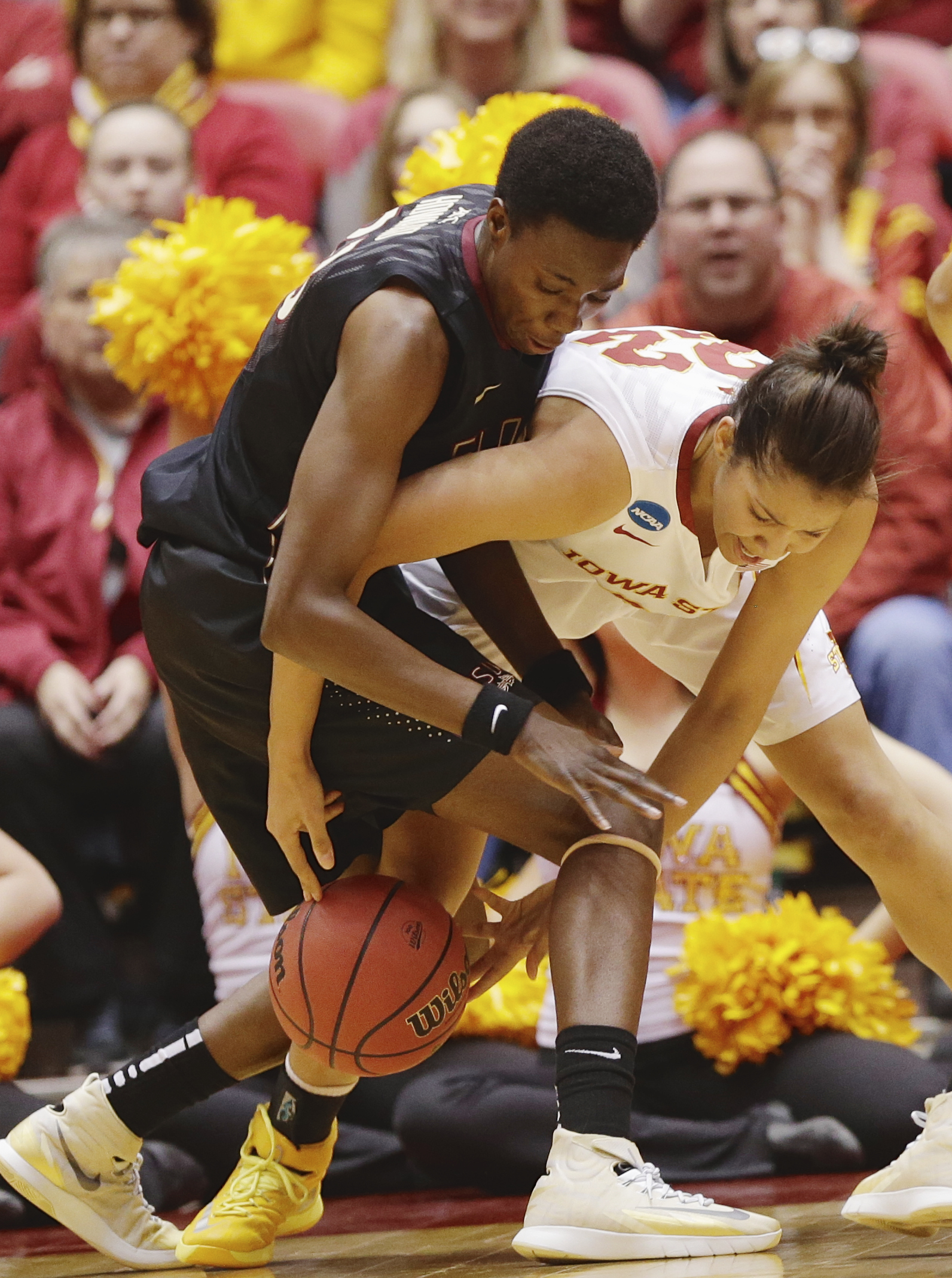 Florida St. women top cold-shooting Cyclones 55-44