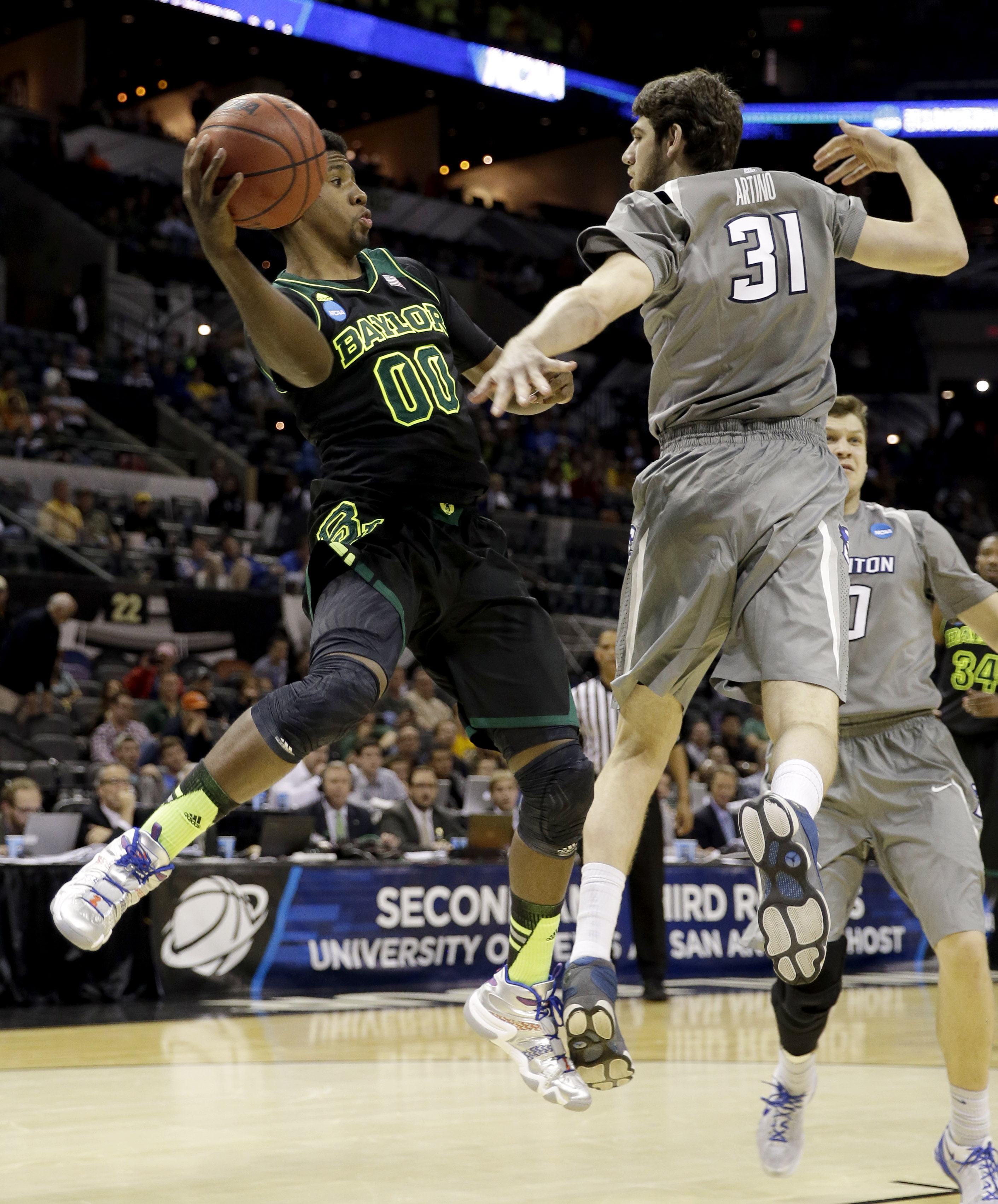 McDermott's prolific career ends in 85-55 rout