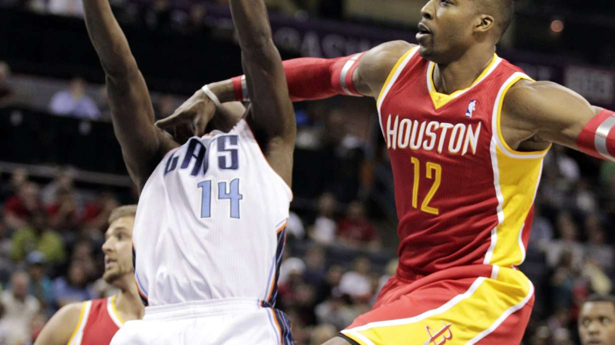 Harden scores 31, Rockets top Bobcats 100-89