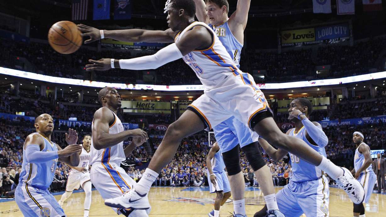 Durant scores 27, leads Thunder past Nuggets
