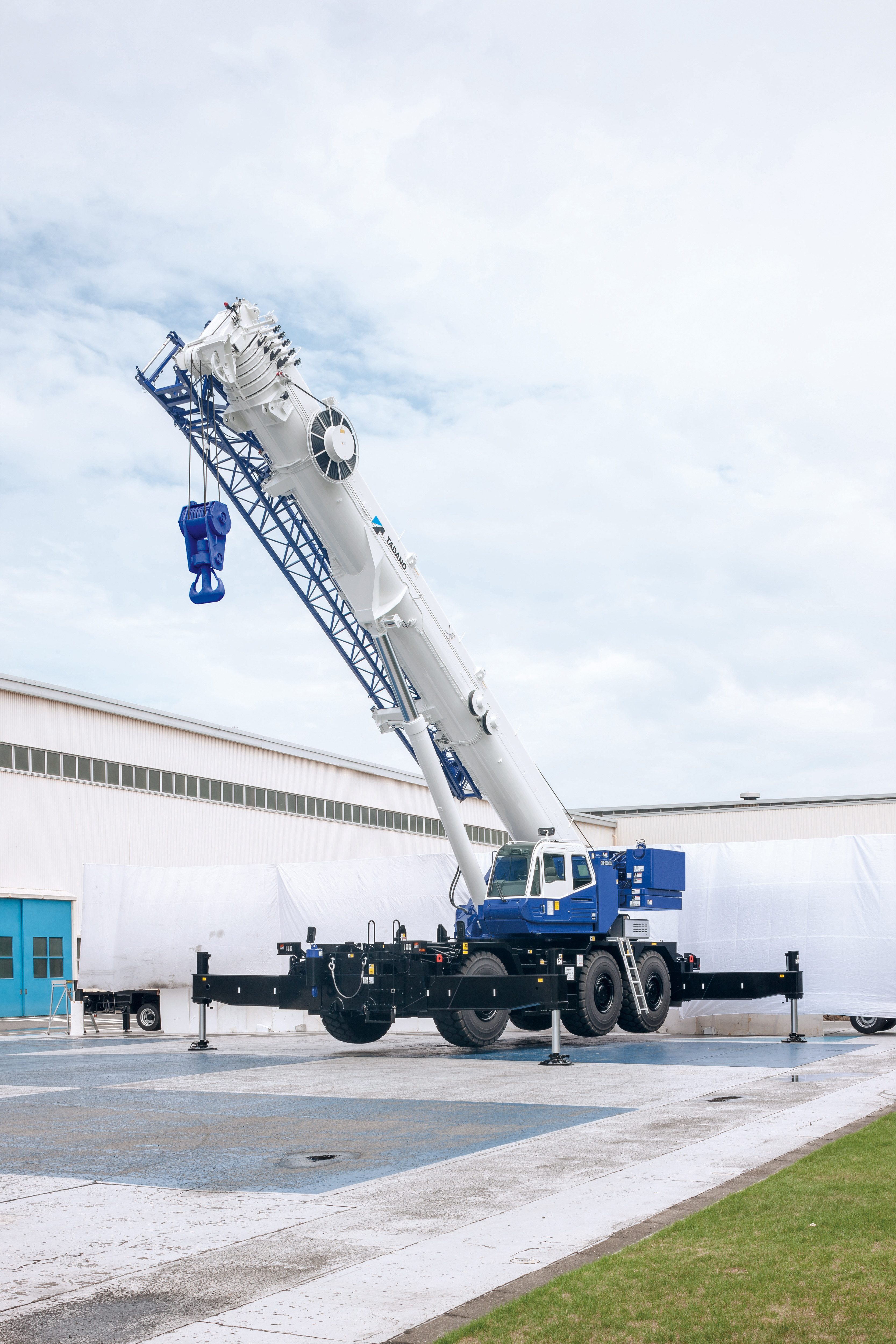 Coast Crane Places Twelve Crane Order with Tadano America Corporation