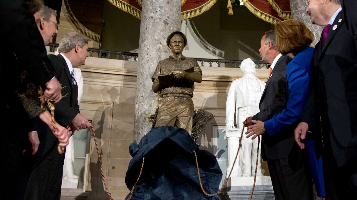Norman Borlaug statue unveiled at US Capitol