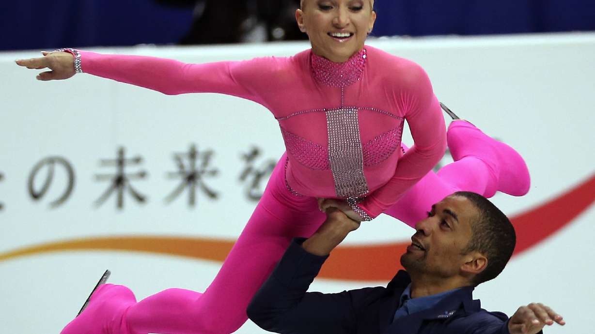 Machida first after short program at worlds