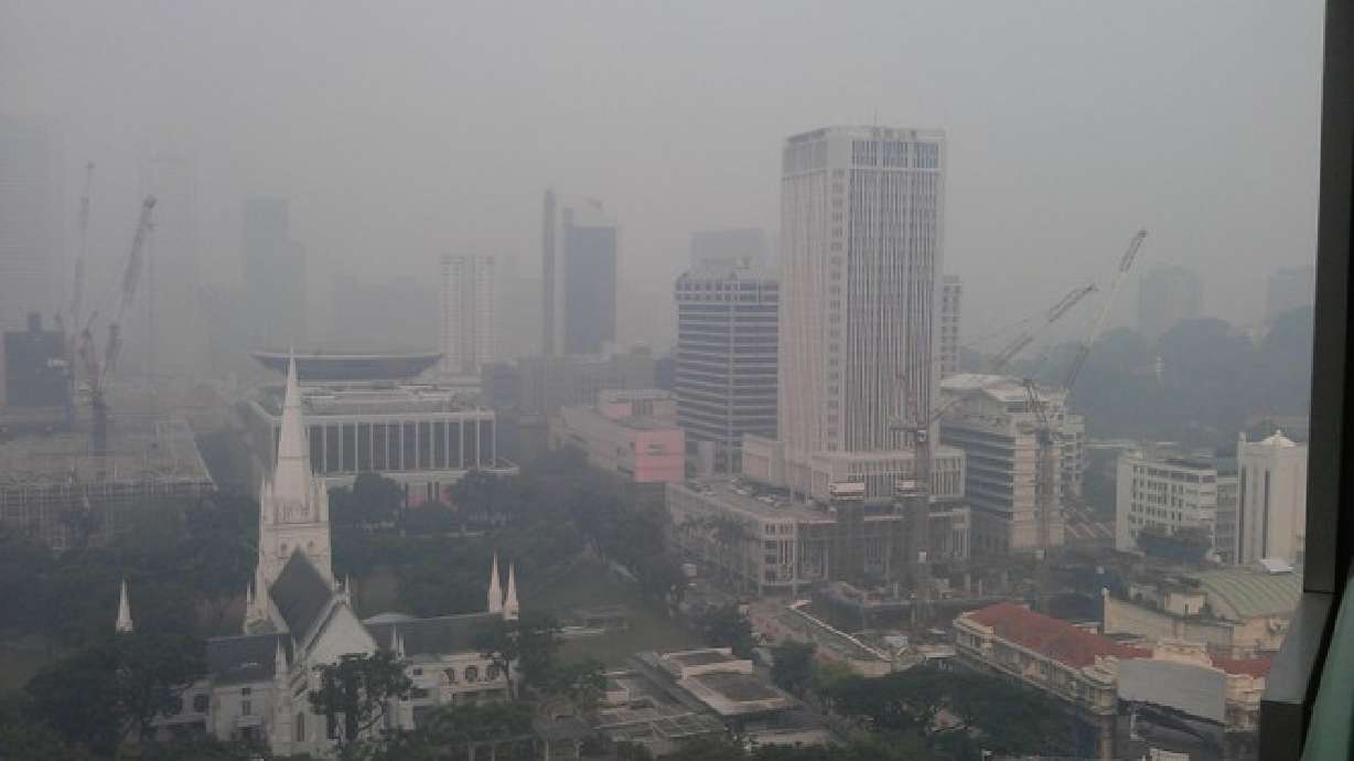 WHO: Air pollution caused one in eight deaths