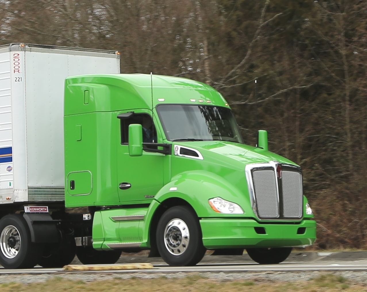 Kenworth T680 Powered by Natural Gas Engines