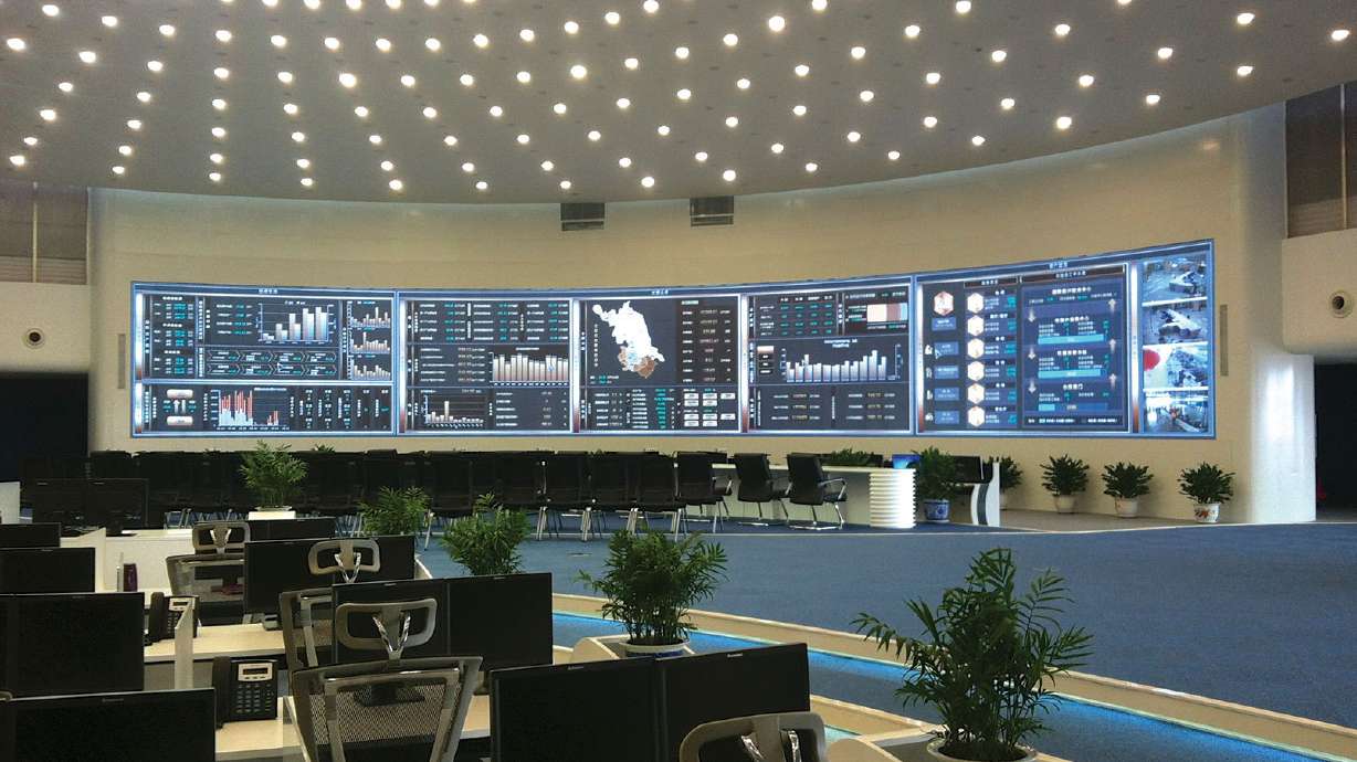 World’s Largest Utilities Company Chooses Prysm Video Wall for New Control Center