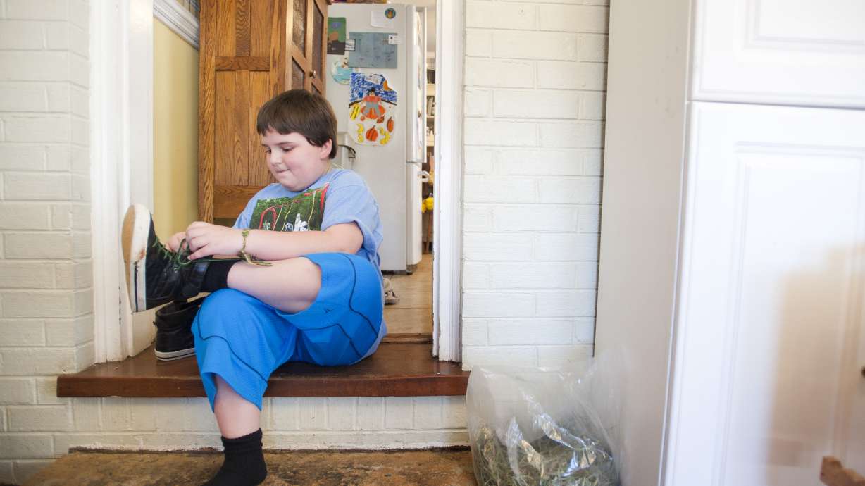 Christian school pressures 'tomboy' to transfer