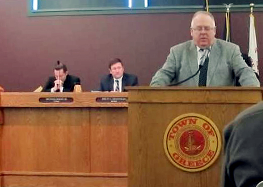 New York town awaits ruling on moment of prayer