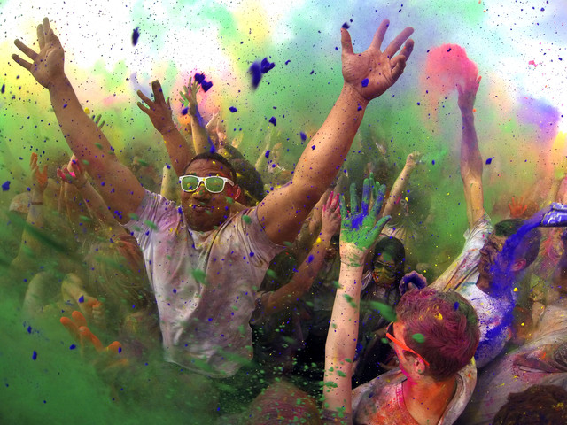 Photos: Utahns welcome spring in annual Festival of Colors