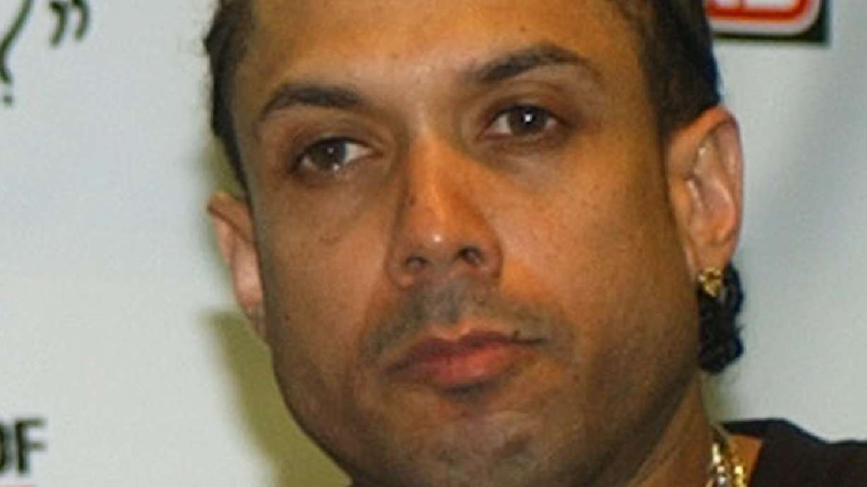 Officials: Reality TV star Benzino shot by nephew