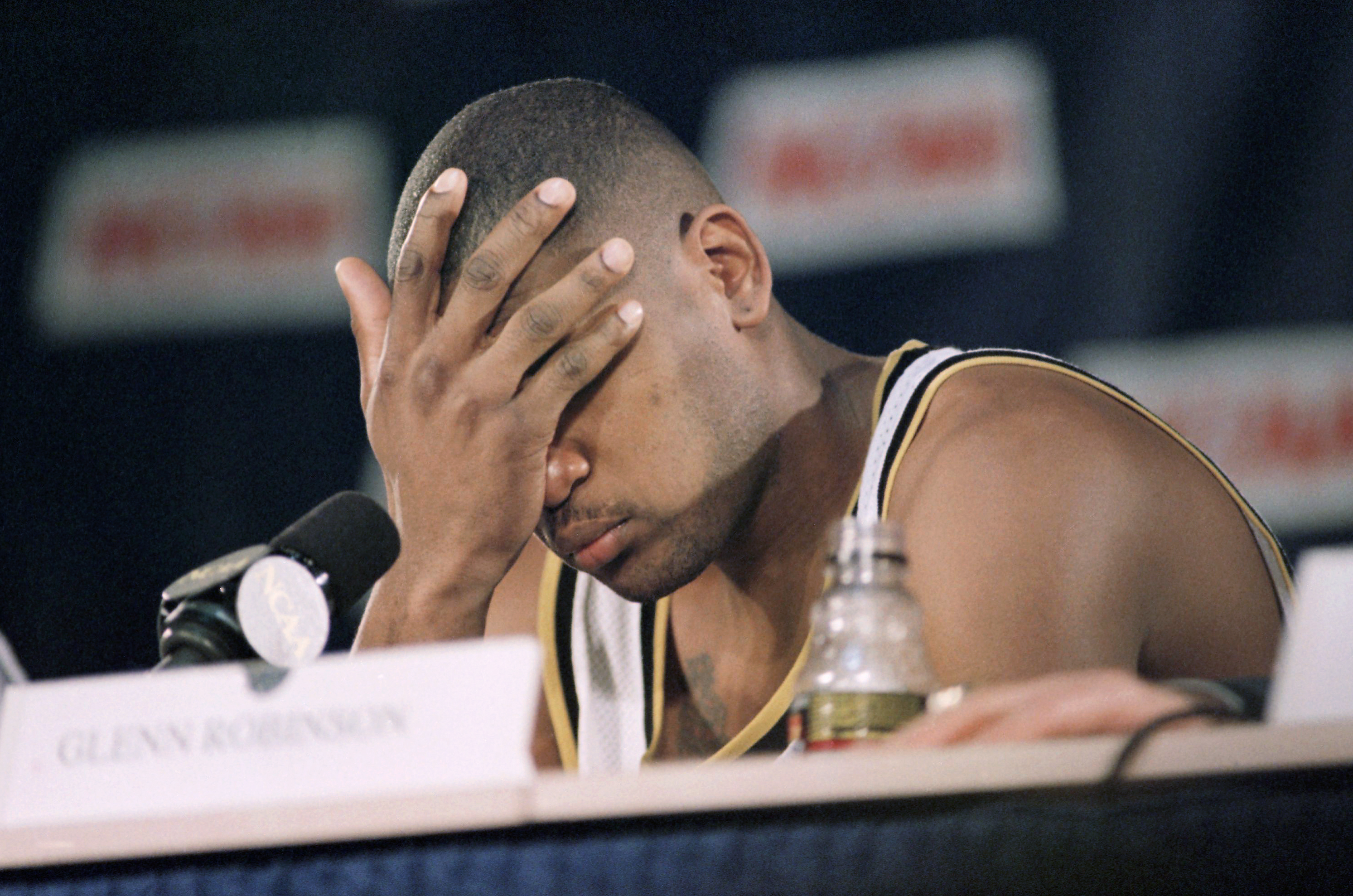 Fathers, rivals and clocks