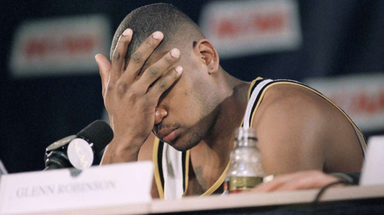 Fathers, rivals and clocks