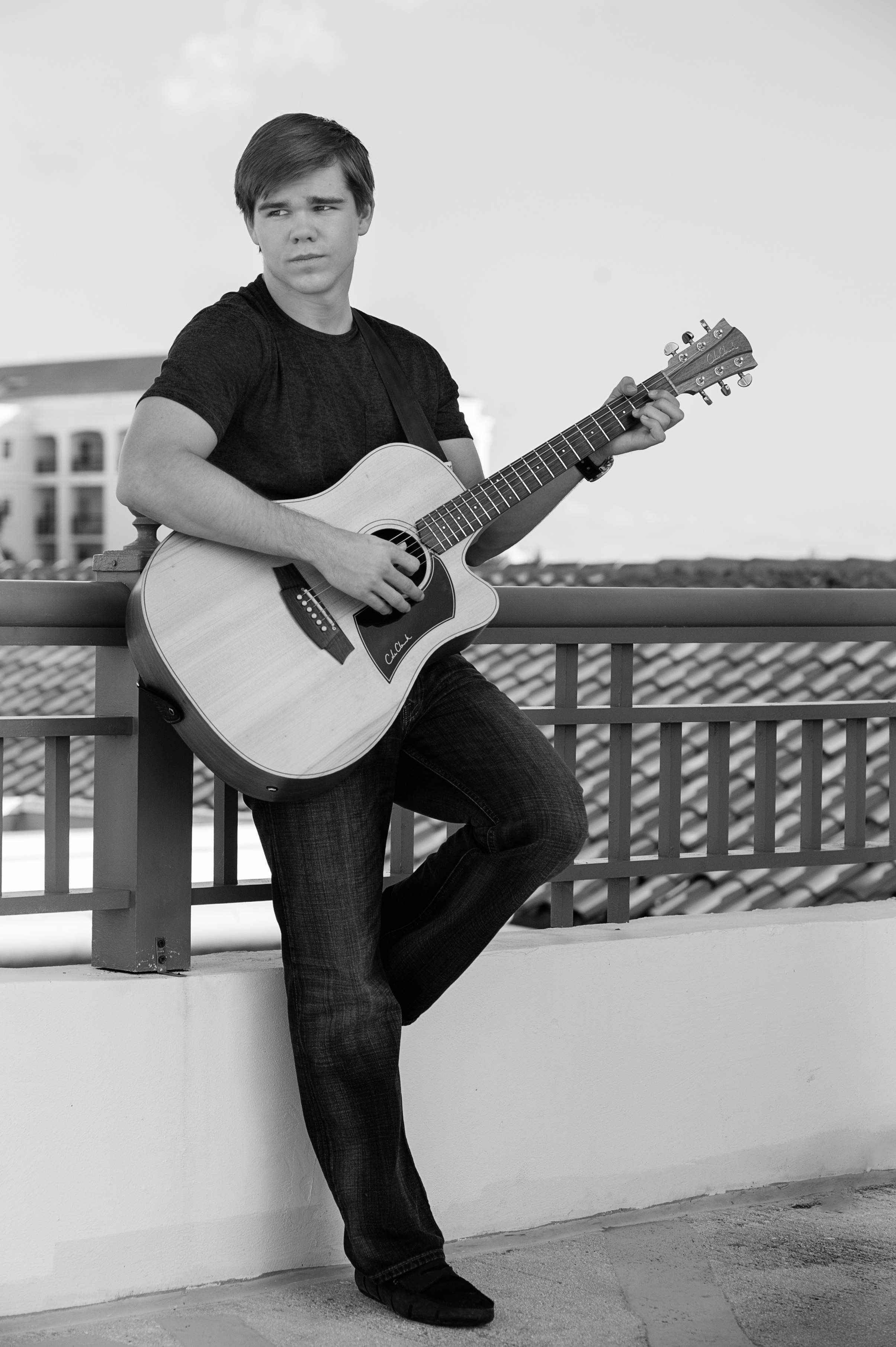 Emerging Music Star Matt Robinson’s Single “Feel The Beat” to Premier on VEVO