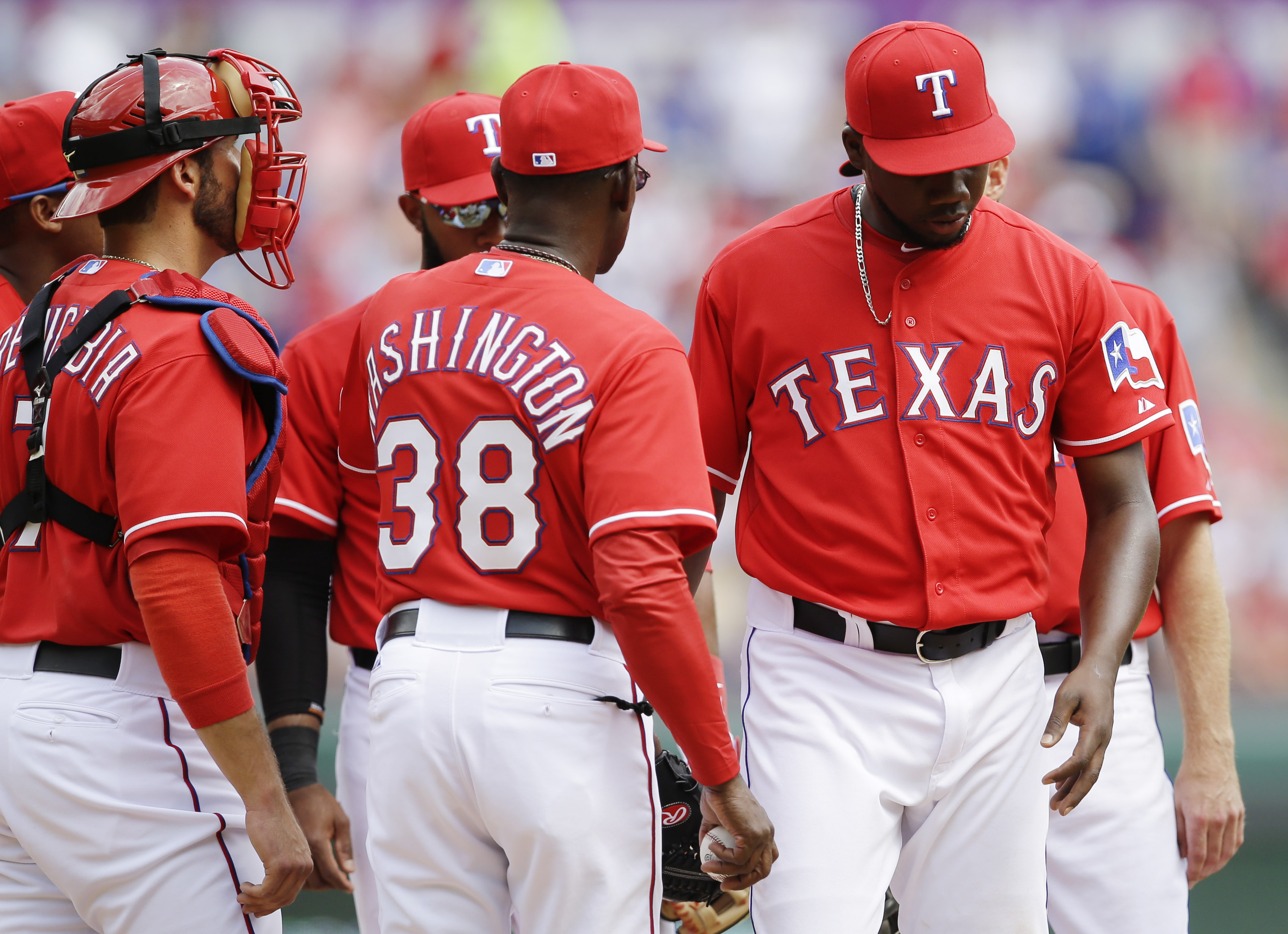 Rangers lose season opener 14-10 against Philly