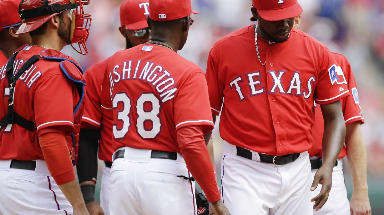 Rangers lose season opener 14-10 against Philly