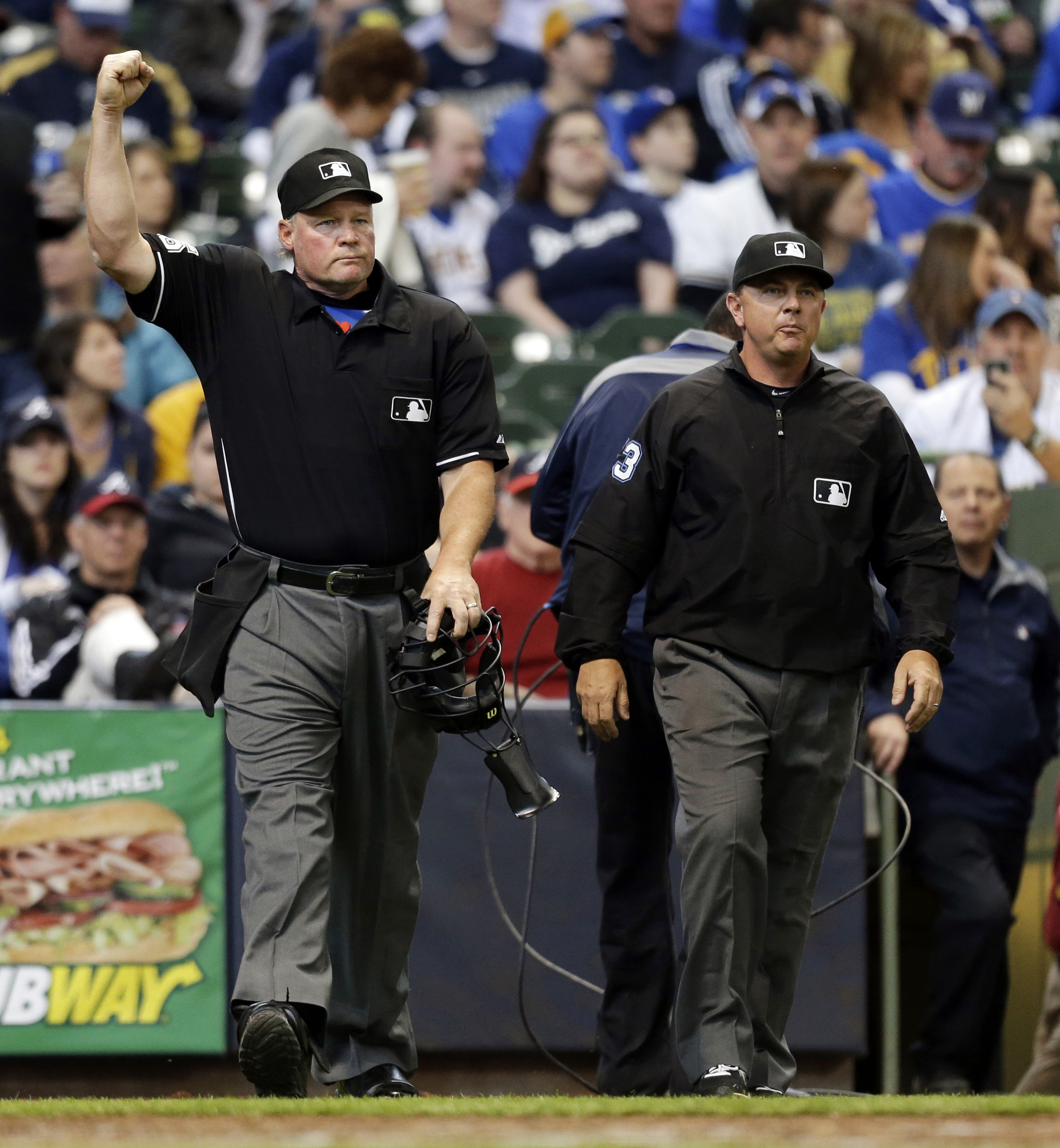 Results of replay rulings around the major leagues