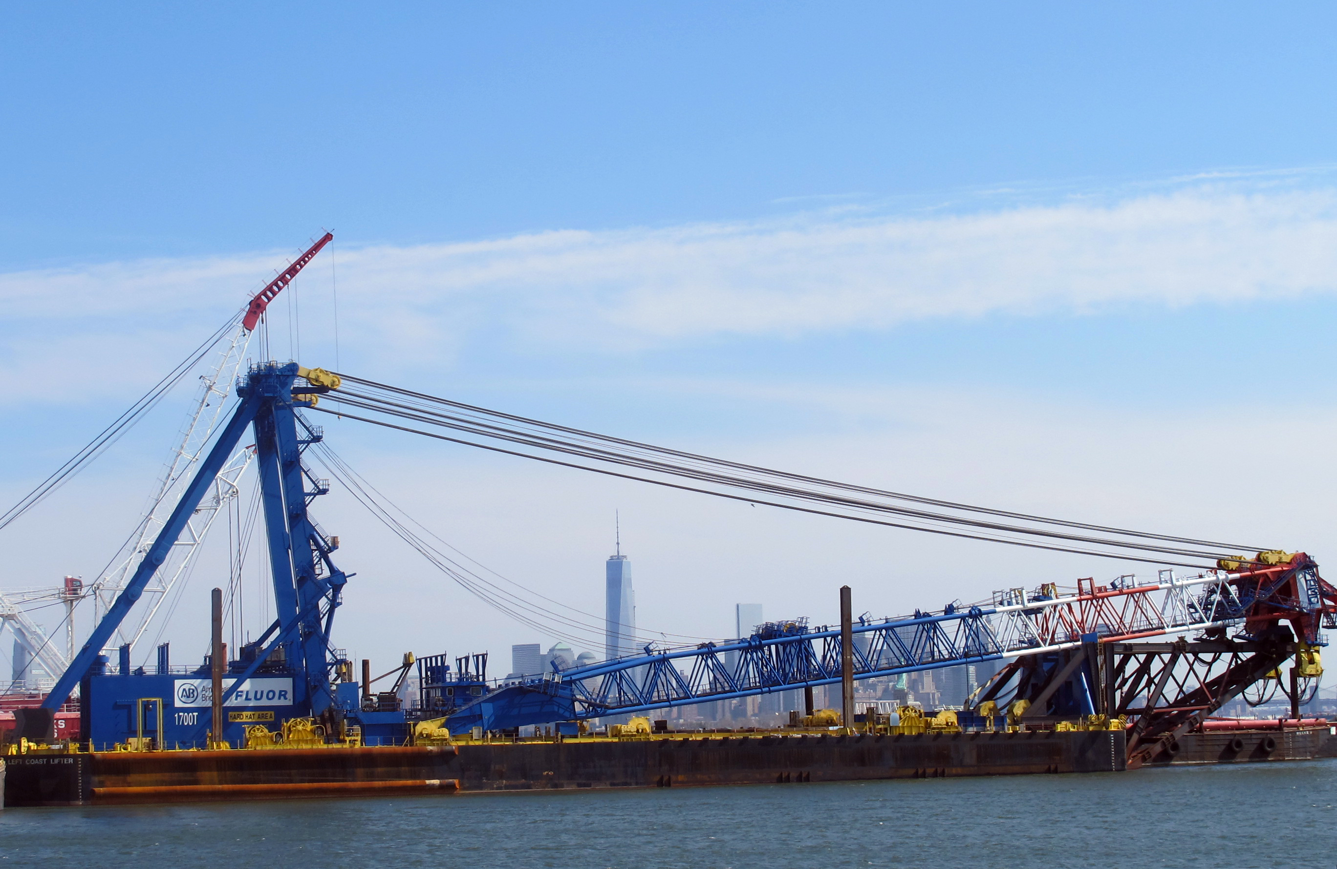 5 Things To Know: Huge crane awaits NY bridge job