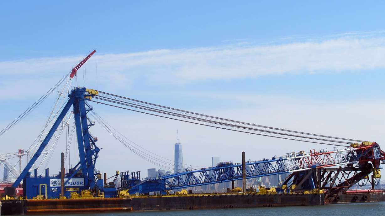 5 Things To Know: Huge crane awaits NY bridge job