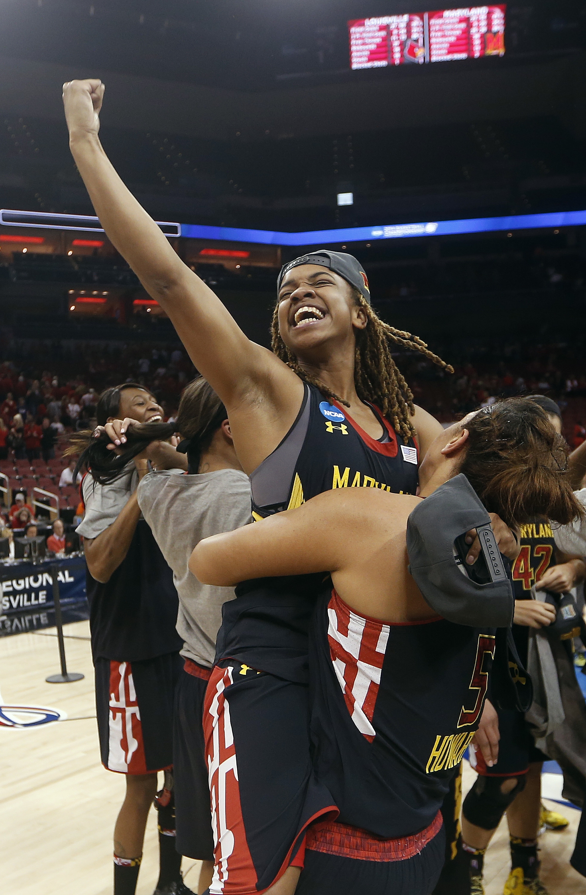 Maryland tops Louisville 76-73, reaches Final Four