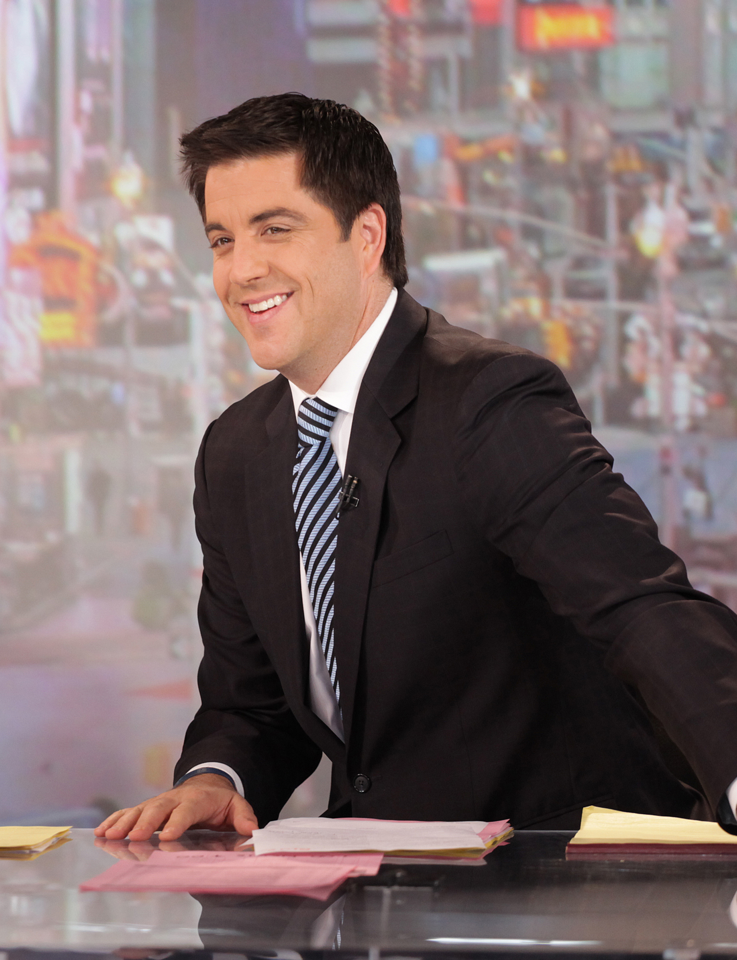 Josh Elliott: I wanted to get back to sports