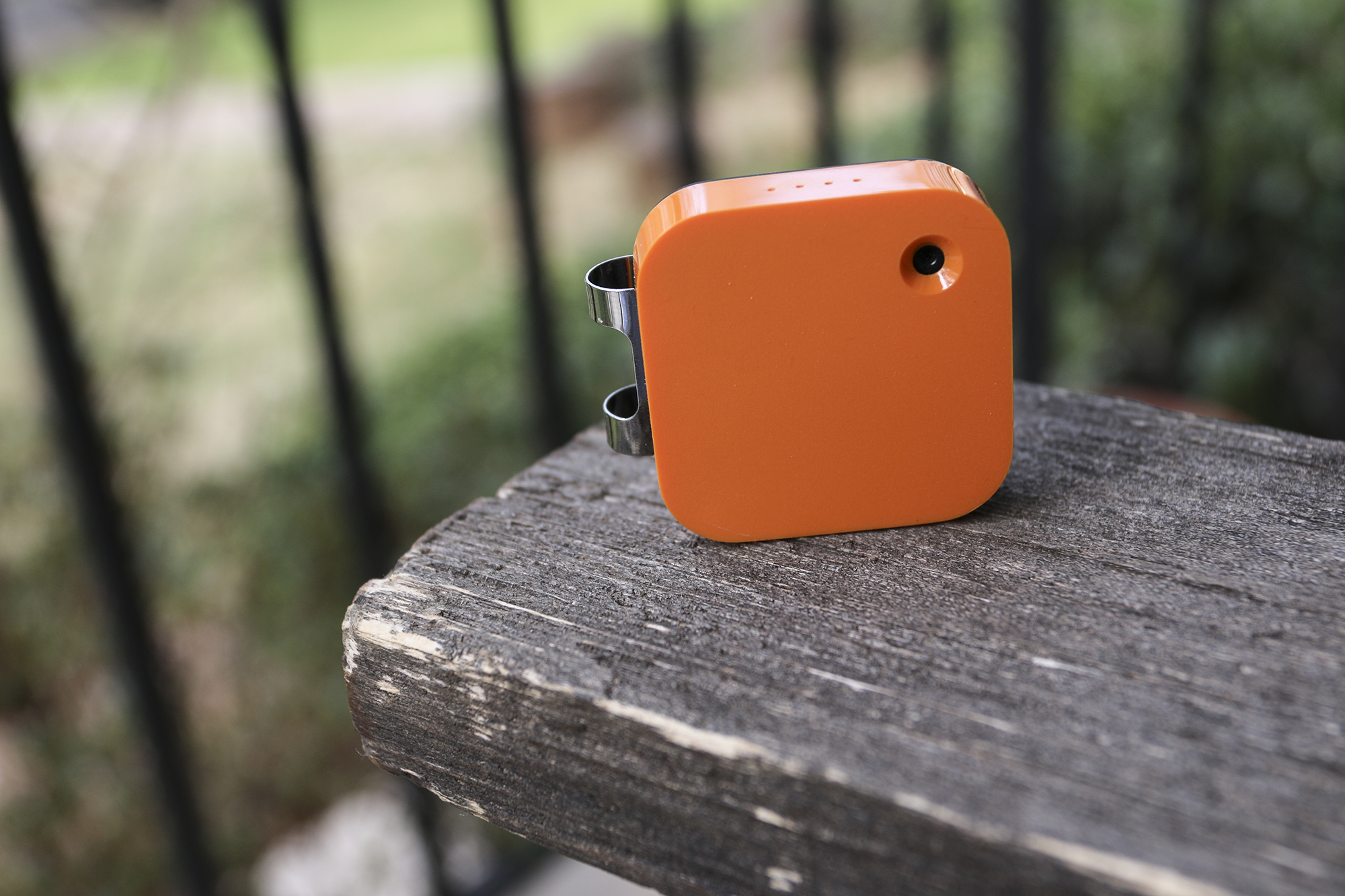 Review: Narrative Clip logs your life in photos