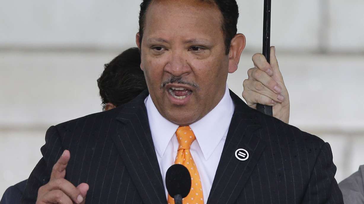 Report says blacks, Latinos losing economic ground
