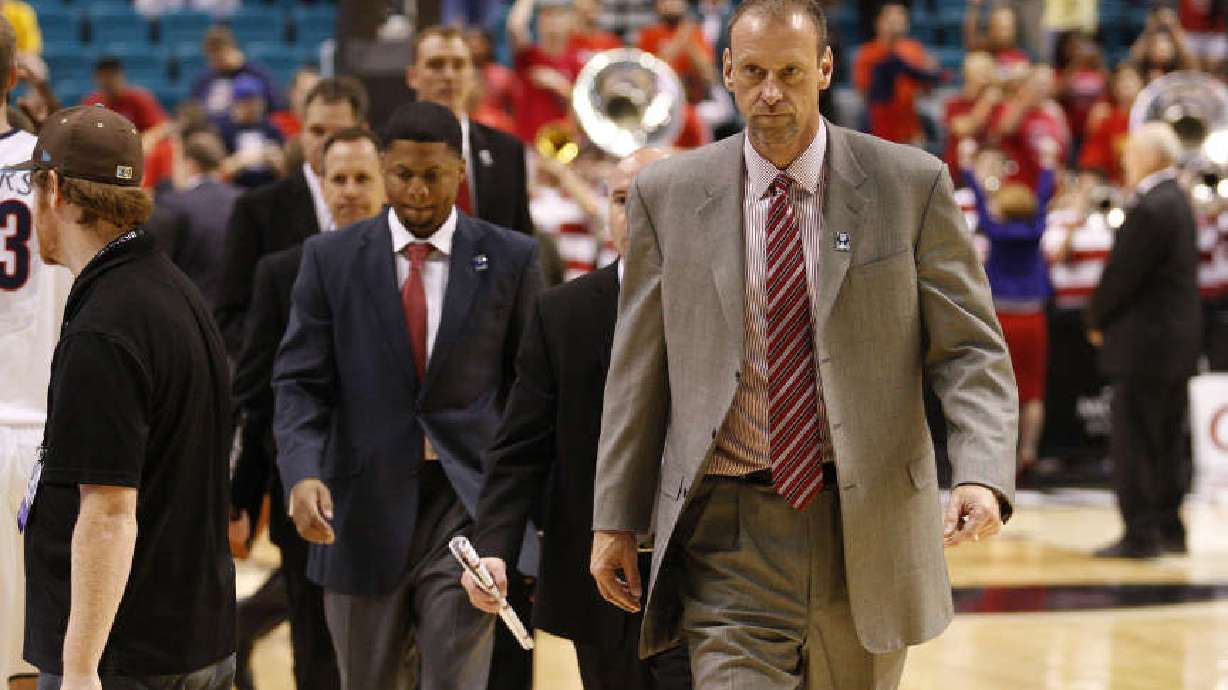 Larry Krystkowiak to get new 5-year deal