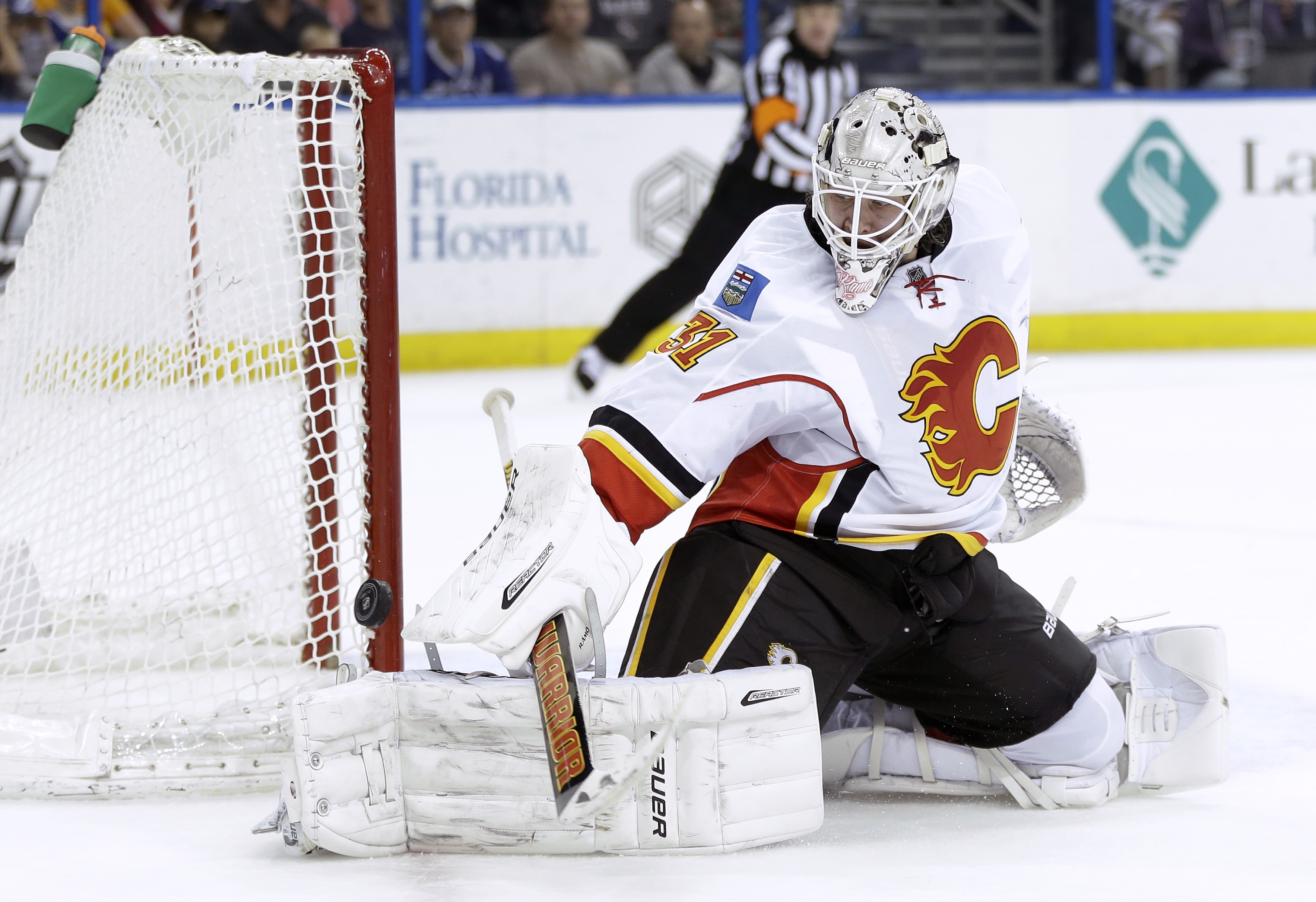Ramo stops 31 shots to lead Flames past Lightning