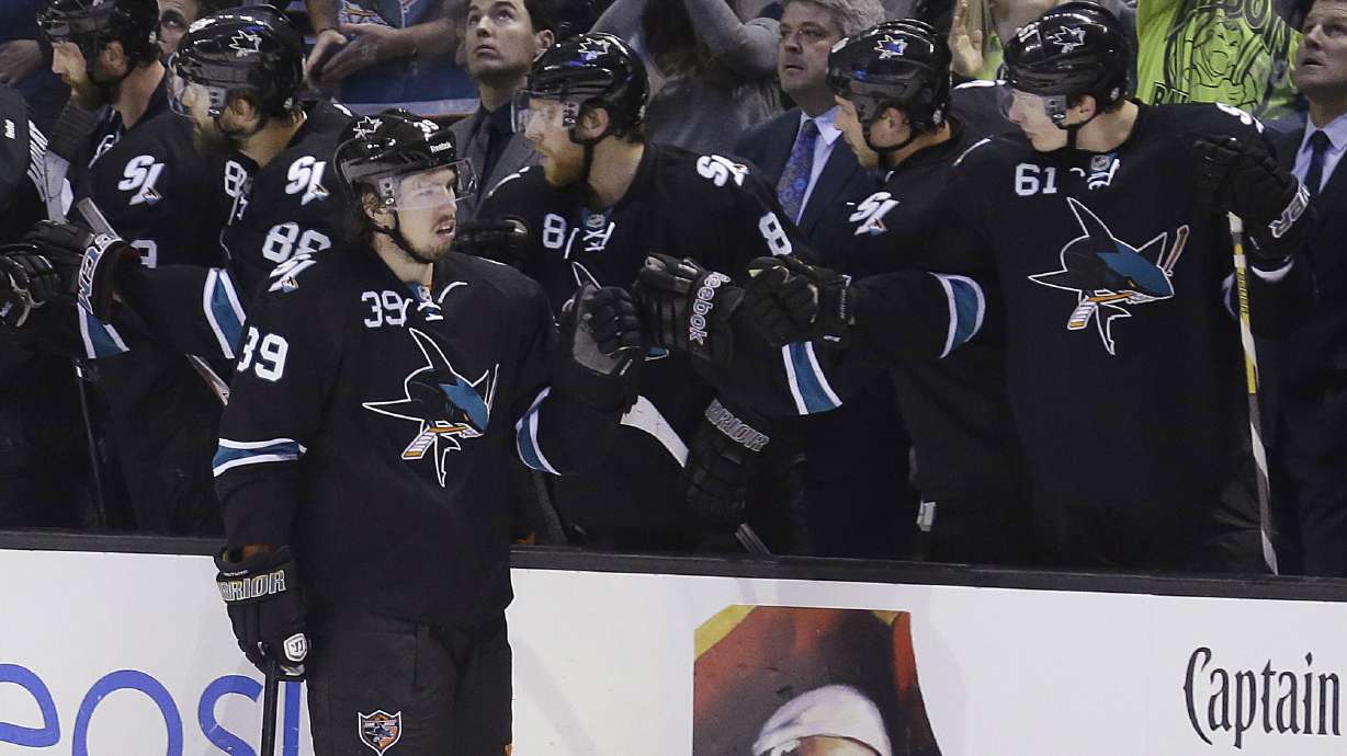 Sharks beat Kings 2-1 in possible playoff preview