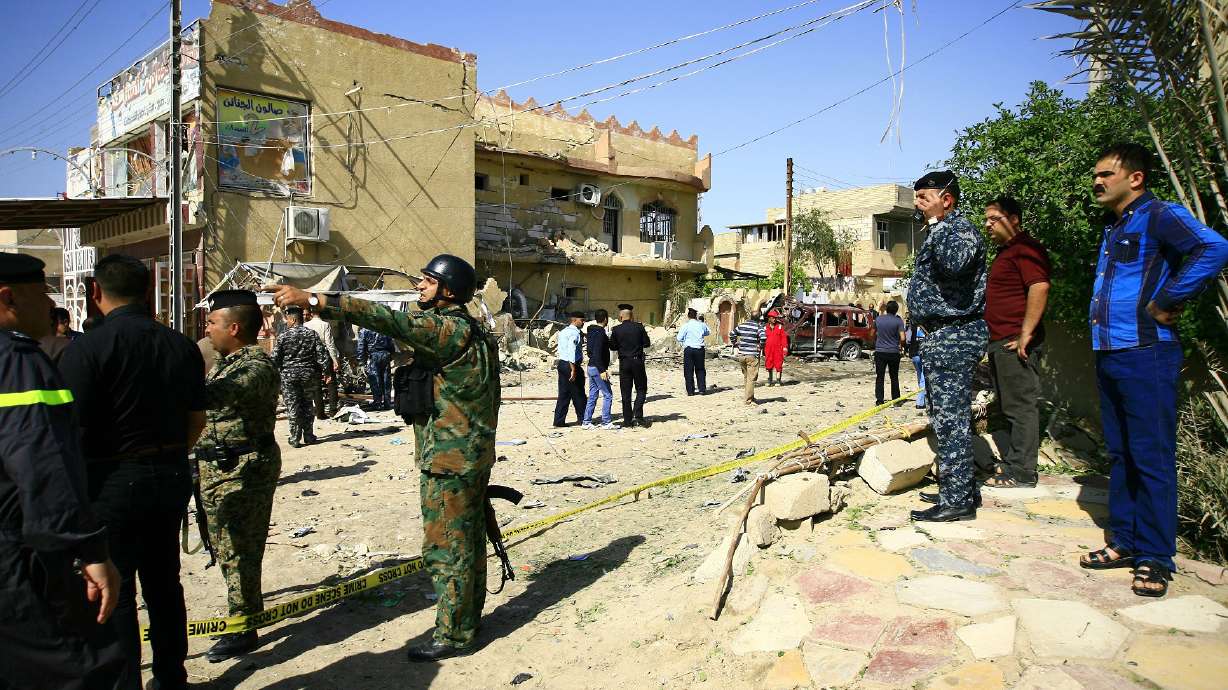 Attacks on Iraqi army, marketplace kill 6 people