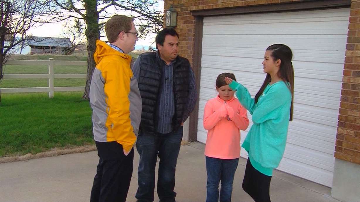 Veteran dispatcher impressed by girls' 911 call