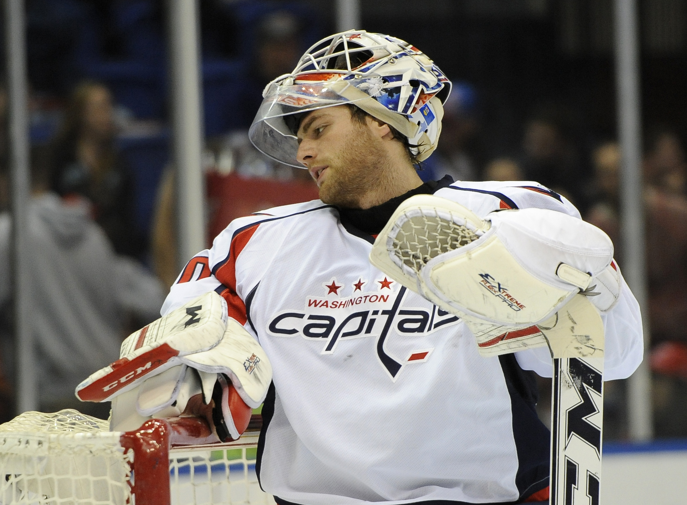 Kuznetsov's SO goal lifts Capitals over Isles 4-3