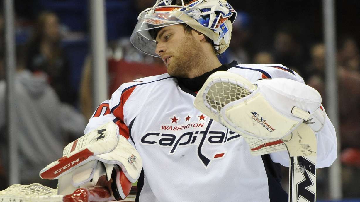 Kuznetsov's SO goal lifts Capitals over Isles 4-3