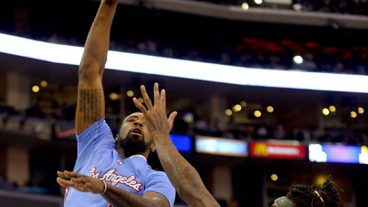 Clippers beat Lakers 120-97 led by Griffin, Paul