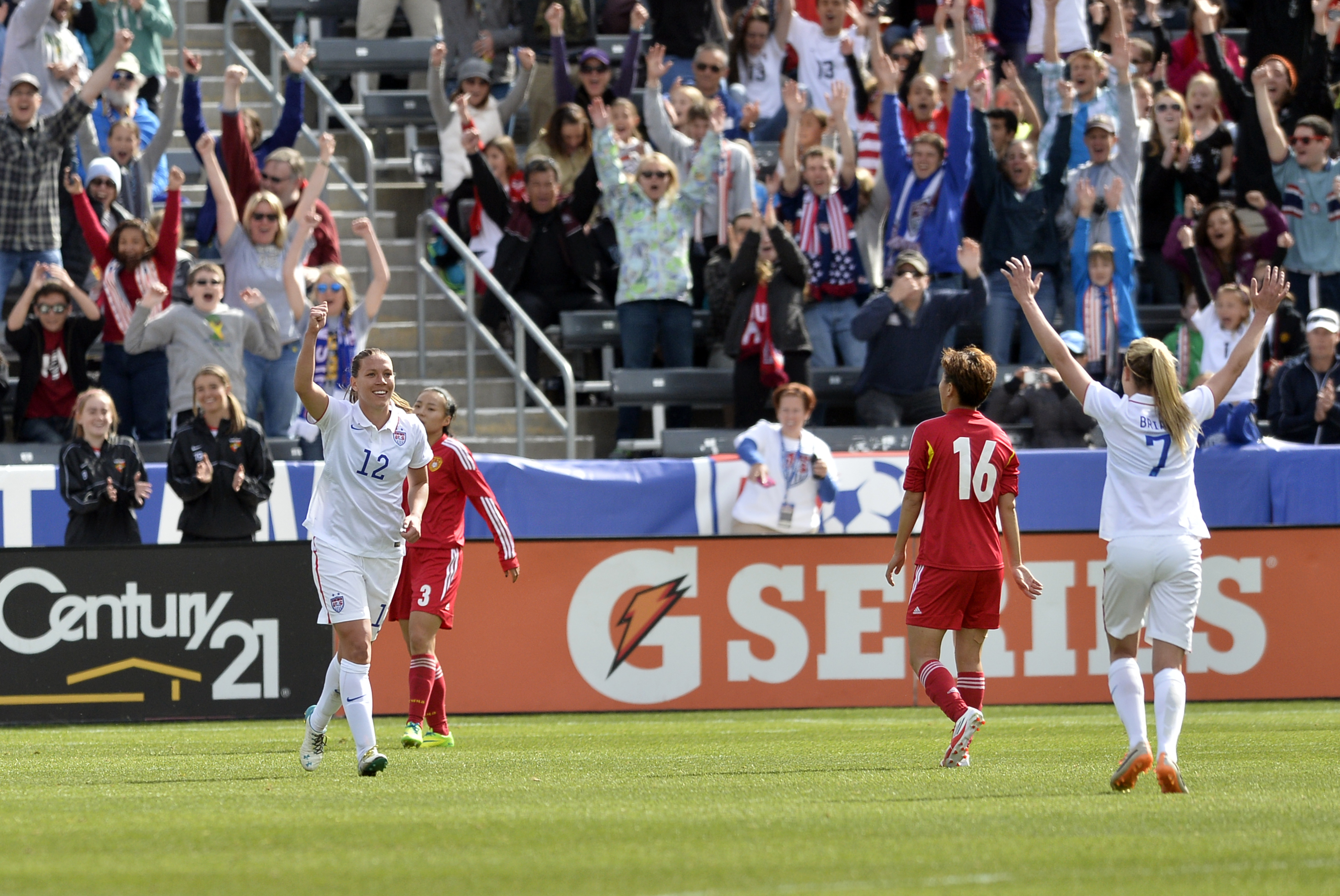 Holiday, Rapinoe lead US to 2-0 win over China
