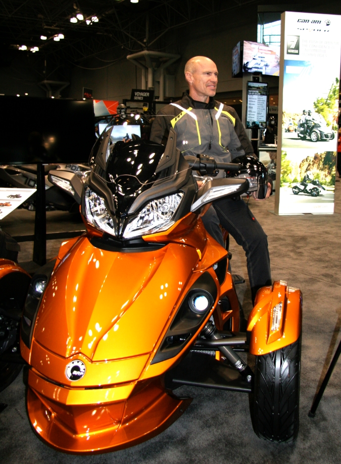 The National Hockey League and Hockey Legend Mark Messier Team up with BRP’s Can-Am Spyder