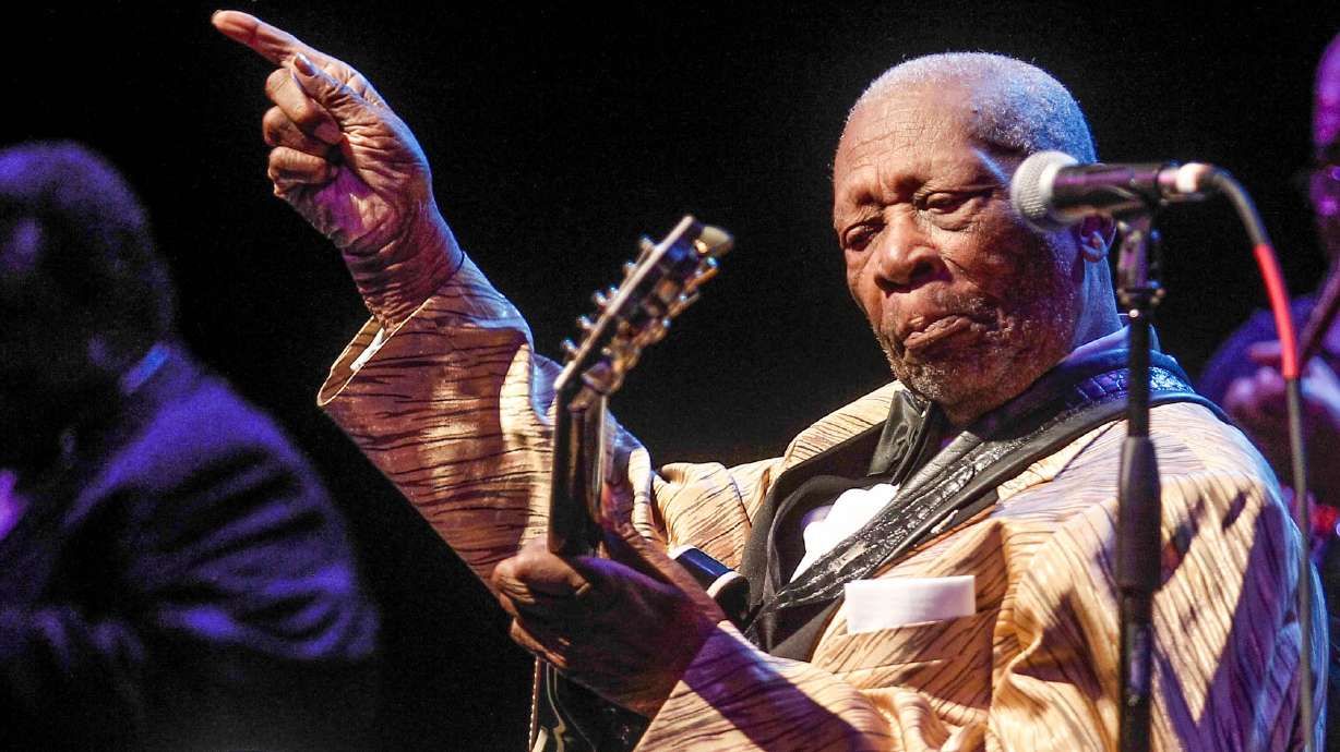 Erratic B.B. King performance makes fans blue