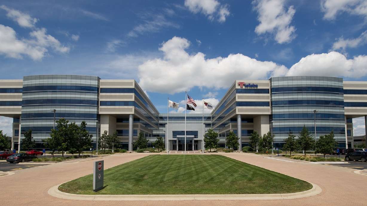 Select Income REIT Completes Acquisition of Class A Property in Naperville, Illinois